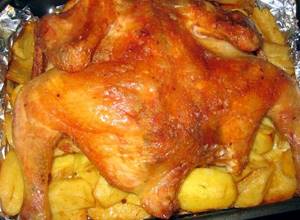 Картофель запеченный в духовке с курицей рецепт с фото