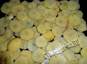 Картошка по-французски с мясом и помидорами в духовке рецепт с фото