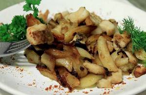 Картошка жареная с белыми грибами рецепт с фото