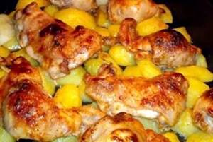 Курица с картофелем запеченная в духовке рецепт с фото