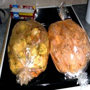 Куриные крылышки в духовке с картошкой рецепт с фото в рукаве