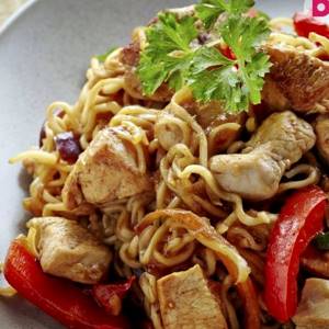 Рецепт китайской лапши с курицей и овощами