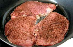 Рецепт жареного мяса на сковороде с фото