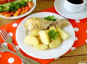 Тушёная картошка с курицей в мультиварке пошаговый рецепт