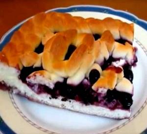 Дрожжевой пирог с черникой рецепт с фото пошагово