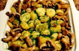 Картошка с грибами на сковороде рецепт