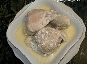Курица со сметаной на сковороде рецепт с фото