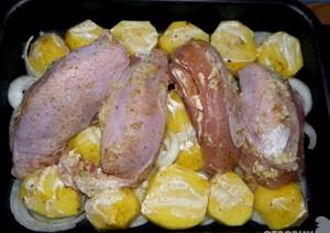 Рецепт грудки куриной с картошкой в духовке