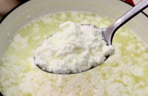 Рецепт как сделать творог из прокисшего молока в домашних условиях