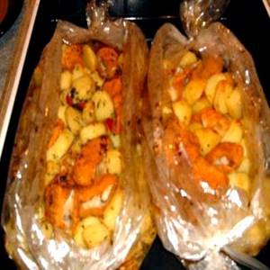 Рецепт молодой картошки в рукаве в духовке