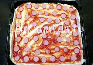 Рецепт пиццы в духовке в домашних условиях с колбасой