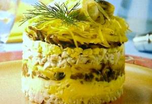 Рецепт салат курица с ананасами слоеный