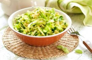 Салат весенний рецепт с капустой и огурцом