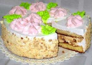 Торт бисквитный с белковым кремом рецепт с фото